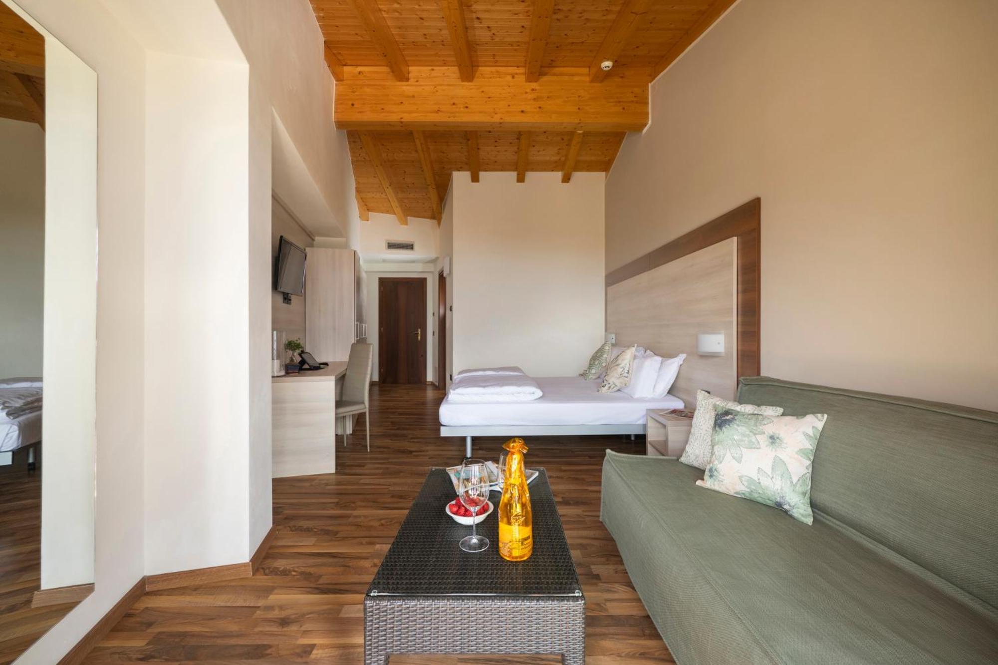 Hotel Coste Limone sul Garda Exterior foto